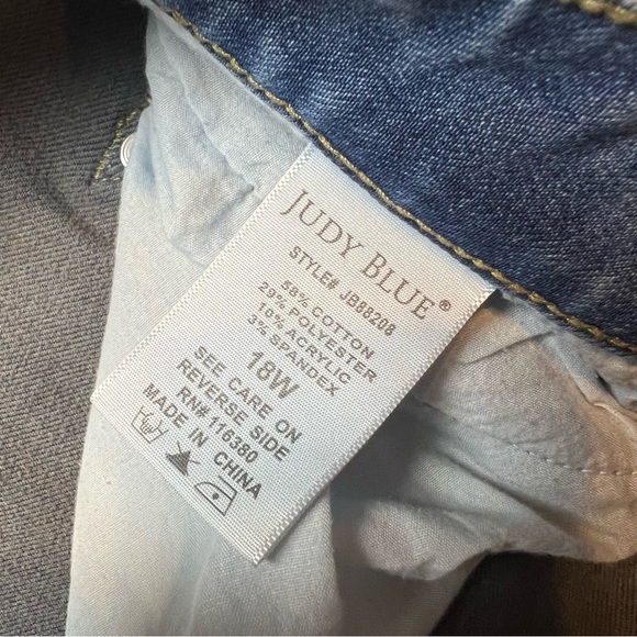 Judy Blue Jean Shorts Womens 18W Plus Denim Boyfriend JB88208 Cut Off - Picture 7 of 8